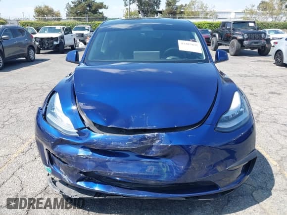 ✅ 2023 Tesla Model Y Long Range • VIN: 7SAYGDEE5PA074004 • Lot: 43207835. Wystawiony na IAAI z przebiegiem 28 449 mil. Bezpłatny archiwum sprzedaży aukcyjnych z USA i szczegółowy raport historii pojazdu na DreamBid. Zdjęcie 12.