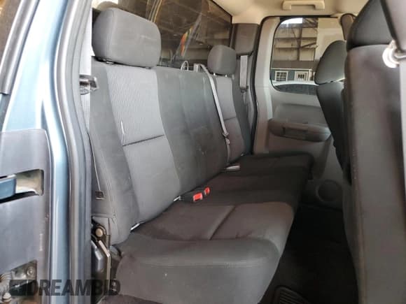 ✅ 2010 Chevrolet Silverado 1500 • VIN: 1GCSCPEA6AZ284452 • Лот: 64088884. Опубликован ранее на Copart с пробегом 128 482 миль. Бесплатный доступ к архиву аукционных продаж из США и подробный отчёт об истории автомобиля на DreamBid. Изображение 10.