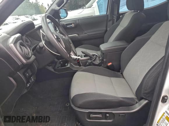 ✅ 2023 Toyota Tacoma TRD Off Road • VIN: 3TMCZ5AN1PM539325 • Lot: 91028635. Listed on Copart with 21,801 mi. Free auction sales archive from the USA and detailed vehicle history report at DreamBid. Image 7.