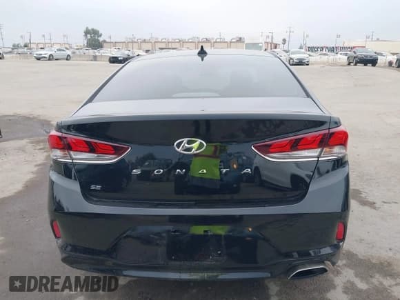 ✅ 2018 Hyundai Sonata SE • VIN: 5NPE24AFXJH665521 • Лот: 43077111. Опубликован ранее на IAAI с пробегом 64 412 миль. Бесплатный доступ к архиву аукционных продаж из США и подробный отчёт об истории автомобиля на DreamBid. Изображение 15.