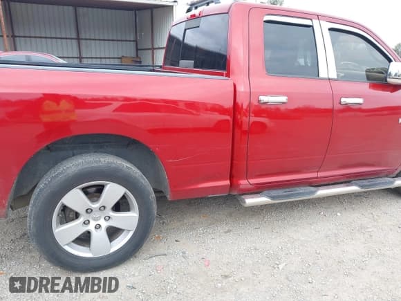 ✅ 2009 Dodge 1500 SLT • VIN: 1D3HB18T49S722968 • Lot: 41582583. Wystawiony na IAAI z przebiegiem 206 012 mil. Bezpłatny archiwum sprzedaży aukcyjnych z USA i szczegółowy raport historii pojazdu na DreamBid. Zdjęcie 18.