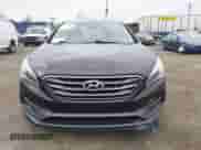 2015 Hyundai Sonata Limited z VIN 5NPE34AF3FH087380, wystawiony jako IAAI lot #43604080 z przebiegiem 96 591 mil mil oraz . Historia ofert i sprzedaży dostępna na DreamBid. Obrazek 12.