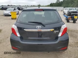 ✅ 2012 Toyota Yaris LE • VIN: JTDKTUD39CD520867 • Лот: 85674875. Опубликован ранее на Copart с пробегом Не указан. Бесплатный доступ к архиву аукционных продаж из США и подробный отчёт об истории автомобиля на DreamBid. Изображение 6.
