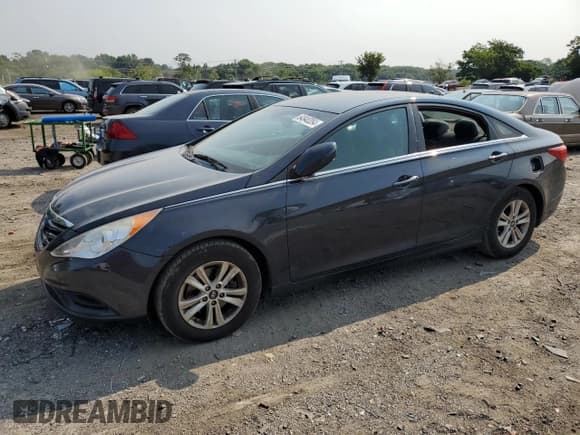 ✅ 2013 Hyundai Sonata GLS • VIN: 5NPEB4AC5DH659636 • Lot: 64940354. Listed on Copart with 67,800 mi. Free auction sales archive from the USA and detailed vehicle history report at DreamBid. Image 1.