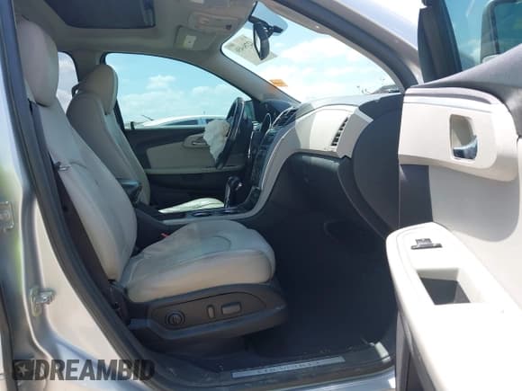 ✅ 2010 Chevrolet Traverse LTZ • VIN: 1GNLRHED0AJ257157 • Лот: 42786456. Опубликован ранее на IAAI с пробегом 214 737 миль. Бесплатный доступ к архиву аукционных продаж из США и подробный отчёт об истории автомобиля на DreamBid. Изображение 5.