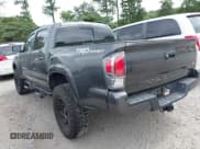 ✅ 2020 Toyota Tacoma SR5 • VIN: 3TMAZ5CNXLM117424 • Lot: 42814654. Wystawiony na IAAI z przebiegiem 95 225 mil. Bezpłatny archiwum sprzedaży aukcyjnych z USA i szczegółowy raport historii pojazdu na DreamBid. Zdjęcie 3.