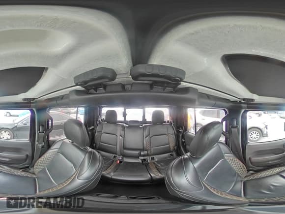 ✅ 2021 Jeep Gladiator High Altitude • VIN: 1C6HJTFG5ML566060 • Lot: 89857335. Wystawiony na Copart z przebiegiem 87 673 mil. Bezpłatny archiwum sprzedaży aukcyjnych z USA i szczegółowy raport historii pojazdu na DreamBid. Zdjęcie 14.