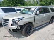 ✅ 2015 Cadillac Escalade ESV Luxury • VIN: 1GYS4SKJ5FR555409 • Lot: 42660358. Listed on IAAI with 127,326 mi. Free auction sales archive from the USA and detailed vehicle history report at DreamBid. Image 2.