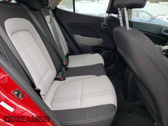 2021 Hyundai Venue SEL with VIN KMHRC8A32MU083088, listed as a Copart auction lot 72501354 with 31,873 mi miles and Salvage title. Bid and sale history available at DreamBid. Image 10.