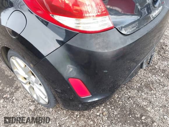 2012 Hyundai Veloster w/Black Int with VIN KMHTC6AD6CU020657, listed as a IAAI auction lot 42031670 with 187,585 mi miles and . Bid and sale history available at DreamBid. Image 14.