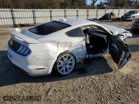 ✅ 2022 Ford Mustang GT Premium • VIN: 1FA6P8CF2N5127577 • Lot: 42247165. Listed on Copart with Not provided. Free auction sales archive from the USA and detailed vehicle history report at DreamBid. Image 3.