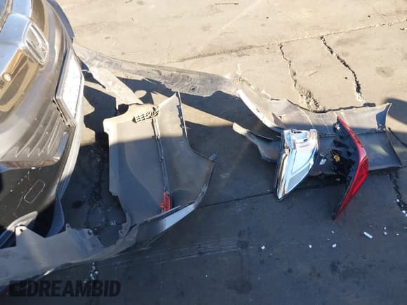 ✅ 2020 Honda Accord Touring • VIN: 1HGCV3F98LA009292 • Lot: 43520215. Listed on IAAI with 150,688 mi. Free auction sales archive from the USA and detailed vehicle history report at DreamBid. Image 12.