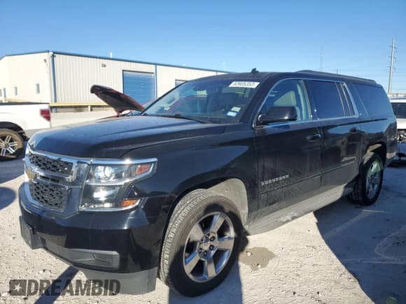 ✅ 2015 Chevrolet Suburban LT • VIN: 1GNSCJKC3FR243276 • Lot: 82605353. Wystawiony na Copart z przebiegiem 197 696 mil. Bezpłatny archiwum sprzedaży aukcyjnych z USA i szczegółowy raport historii pojazdu na DreamBid. Zdjęcie 1.