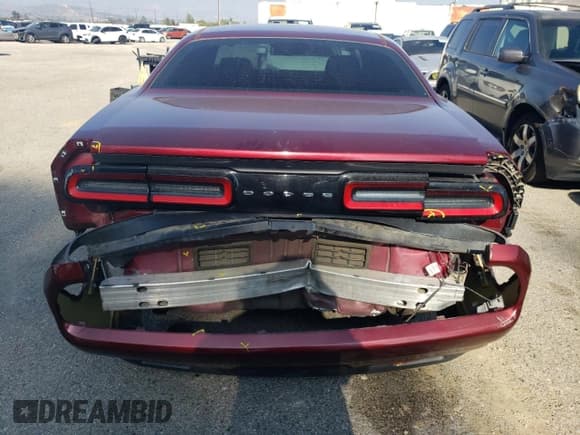 ✅ 2017 Dodge Challenger SXT • VIN: 2C3CDZAG1HH626251 • Lot: 90934325. Wystawiony na Copart z przebiegiem 145 889 mil. Bezpłatny archiwum sprzedaży aukcyjnych z USA i szczegółowy raport historii pojazdu na DreamBid. Zdjęcie 6.