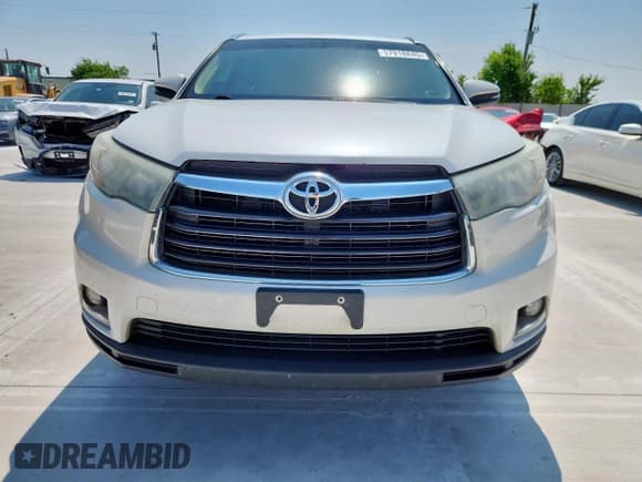 ✅ 2015 Toyota Highlander Limited • VIN: 5TDYKRFHXFS068858 • Lot: 57918845. Wystawiony na Copart z przebiegiem 178 573 mil. Bezpłatny archiwum sprzedaży aukcyjnych z USA i szczegółowy raport historii pojazdu na DreamBid. Zdjęcie 5.