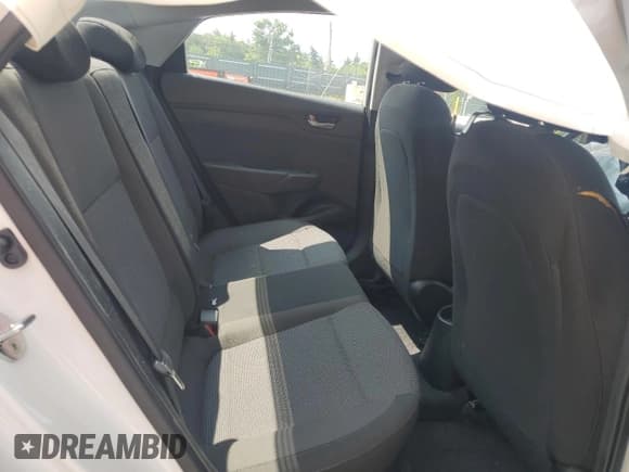 ✅ 2019 Hyundai Accent SE • VIN: 3KPC24A37KE061606 • Лот: 67180524. Опубликован ранее на Copart с пробегом Не указан. Бесплатный доступ к архиву аукционных продаж из США и подробный отчёт об истории автомобиля на DreamBid. Изображение 10.