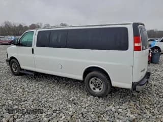 ✅ 2013 GMC Savana LT • VIN: 1GJZ71FG4D1129946 • Lot: 93703325. Wystawiony na Copart z przebiegiem 411 005 mil. Bezpłatny archiwum sprzedaży aukcyjnych z USA i szczegółowy raport historii pojazdu na DreamBid. Zdjęcie 2.