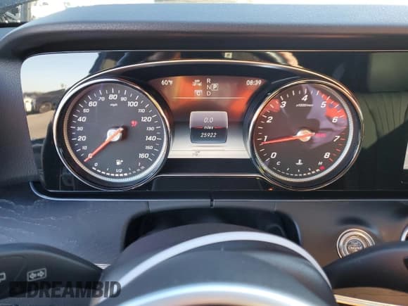 ✅ 2019 Mercedes-Benz E 450 • VIN: WDDZH6JB2KA528466 • Lot: 86706824. Listed on Copart with 25,922 mi. Free auction sales archive from the USA and detailed vehicle history report at DreamBid. Image 9.