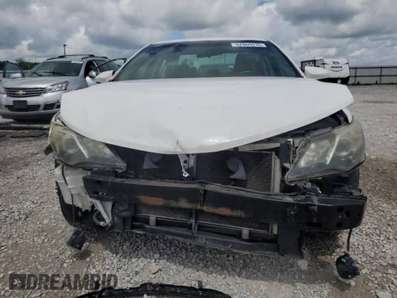 2014 Toyota Camry L with VIN 4T1BF1FK0EU385397, listed as a Copart auction lot 62869235 with 168,702 mi miles and Salvage title. Bid and sale history available at DreamBid. Image 5.