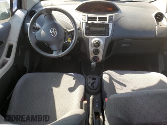 ✅ 2009 Toyota Yaris • VIN: JTDKT903095261501 • Lot: 82616345. Listed on Copart with 183,491 mi. Free auction sales archive from the USA and detailed vehicle history report at DreamBid. Image 8.