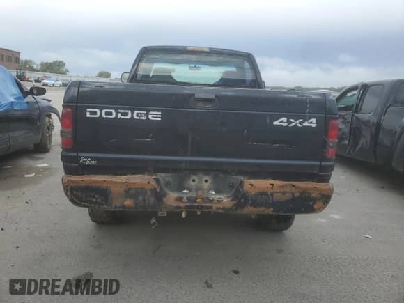 2001 Dodge 1500 с VIN 1B7HF16Z01S306229, выставлен на аукционе Copart как лот 72861554 с пробегом Не указан миль и Списание • Salvage title. История ставок и продаж доступна на DreamBid. Изображение 6.