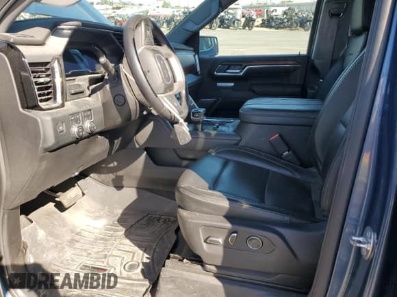 ✅ 2024 GMC Sierra 1500 Denali • VIN: 1GTUUGE81RZ311930 • Лот: 82401105. Опубликован ранее на Copart с пробегом 20 922 миль. Бесплатный доступ к архиву аукционных продаж из США и подробный отчёт об истории автомобиля на DreamBid. Изображение 7.