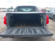 ✅ 2005 Chevrolet Avalanche LS • VIN: 3GNEC12Z75G226853 • Lot: 42358802. Wystawiony na IAAI z przebiegiem 152 375 mil. Bezpłatny archiwum sprzedaży aukcyjnych z USA i szczegółowy raport historii pojazdu na DreamBid. Zdjęcie 16.