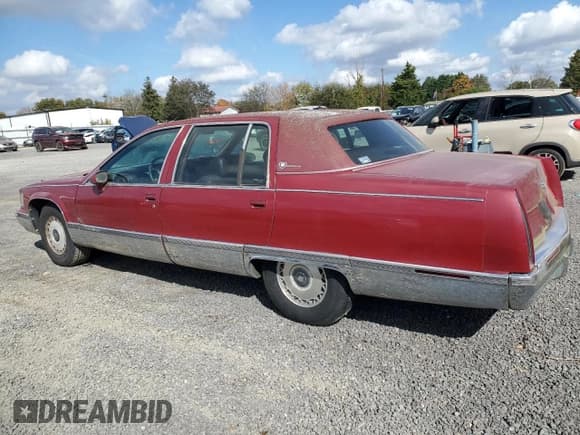 ✅ 1994 Cadillac Fleetwood • VIN: 1G6DW52P8RR719354 • Lot: 77161044. Listed on Copart with 154,480 mi. Free auction sales archive from the USA and detailed vehicle history report at DreamBid. Image 2.