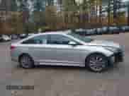 2015 Hyundai Sonata Limited z VIN 5NPE34AF1FH022124, wystawiony jako IAAI lot #43488483 z przebiegiem 122 173 mil mil oraz . Historia ofert i sprzedaży dostępna na DreamBid. Obrazek 13.