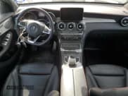 ✅ 2019 Mercedes-Benz GLC 43 AMG • VIN: WDC0G6EBXKF490837 • Lot: 49004595. Wystawiony na Copart z przebiegiem 28 347 mil. Bezpłatny archiwum sprzedaży aukcyjnych z USA i szczegółowy raport historii pojazdu na DreamBid. Zdjęcie 8.