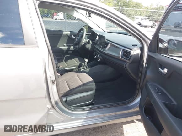 ✅ 2023 Kia Rio S • VIN: 3KPA24AD4PE602246 • Лот: 43212239. Опубликован ранее на IAAI с пробегом 20 090 миль. Бесплатный доступ к архиву аукционных продаж из США и подробный отчёт об истории автомобиля на DreamBid. Изображение 5.