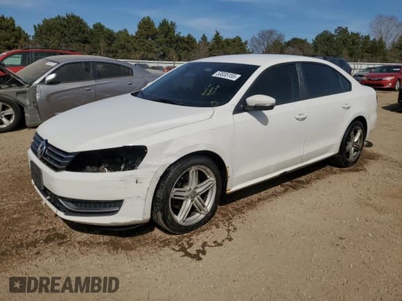 ✅ 2014 Volkswagen Passat S • VIN: 1VWAP7A37EC006897 • Lot: 53035155. Listed on Copart with 176,129 mi. Free auction sales archive from the USA and detailed vehicle history report at DreamBid. Image 1.