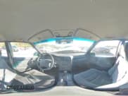 ✅ 1998 Volvo S70 • VIN: YV1LS5574W2522051 • Lot: 85093595. Listed on Copart with 181,291 mi. Free auction sales archive from the USA and detailed vehicle history report at DreamBid. Image 14.