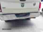 2019 Ram 1500 Big Horn z VIN 1C6RR6TT1KS593811, wystawiony jako IAAI lot #42006658 z przebiegiem 169 121 mil mil oraz . Historia ofert i sprzedaży dostępna na DreamBid. Obrazek 20.