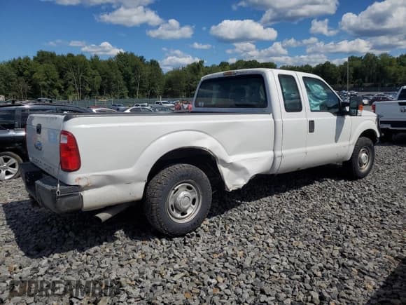 ✅ 2014 Ford F-250 XL • VIN: 1FT7X2A60EEA97848 • Lot: 70984595. Listed on Copart with 183,419 mi. Free auction sales archive from the USA and detailed vehicle history report at DreamBid. Image 3.