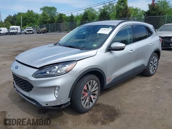 ✅ 2020 Ford Escape Titanium • VIN: 1FMCU9J99LUB45758 • Lot: 42286143. Listed on IAAI with 51,177 mi. Free auction sales archive from the USA and detailed vehicle history report at DreamBid. Image 19.
