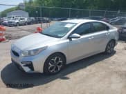 ✅ 2019 Kia Forte LXS • VIN: 3KPF24AD1KE086328 • Lot: 42144973. Wystawiony na IAAI z przebiegiem 43 541 mil. Bezpłatny archiwum sprzedaży aukcyjnych z USA i szczegółowy raport historii pojazdu na DreamBid. Zdjęcie 18.