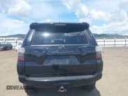 ✅ 2017 Toyota 4Runner SR5 • VIN: JTEBU5JR2H5423647 • Лот: 42350140. Опубликован ранее на IAAI с пробегом 76 700 миль. Бесплатный доступ к архиву аукционных продаж из США и подробный отчёт об истории автомобиля на DreamBid. Изображение 16.