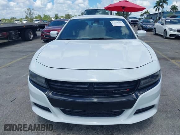 ✅ 2016 Dodge Charger Police • VIN: 2C3CDXAG7GH130082 • Lot: 42538389. Wystawiony na IAAI z przebiegiem 140 234 mil. Bezpłatny archiwum sprzedaży aukcyjnych z USA i szczegółowy raport historii pojazdu na DreamBid. Zdjęcie 6.