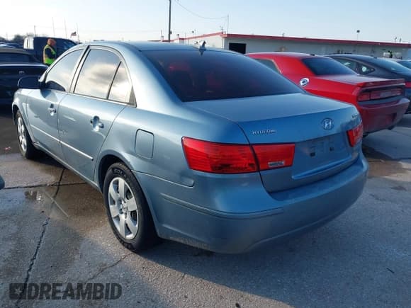 ✅ 2009 Hyundai Sonata GLS • VIN: 5NPET46C79H551631 • Лот: 41473945. Опубликован ранее на IAAI с пробегом 235 176 миль. Бесплатный доступ к архиву аукционных продаж из США и подробный отчёт об истории автомобиля на DreamBid. Изображение 3.