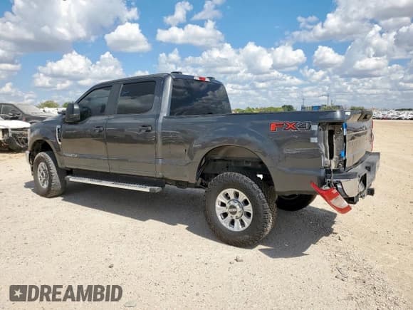 ✅ 2020 Ford F-250 XL • VIN: 1FT7W2BT8LEE95345 • Lot: 82153895. Listed on Copart with 290,597 mi. Free auction sales archive from the USA and detailed vehicle history report at DreamBid. Image 2.