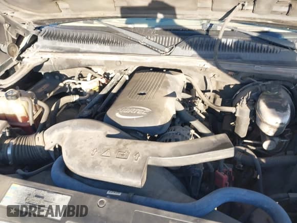 ✅ 2003 Chevrolet Tahoe LT • VIN: 1GNEC13T13J123207 • Lot: 43555952. Listed on IAAI with 128,284 mi. Free auction sales archive from the USA and detailed vehicle history report at DreamBid. Image 10.