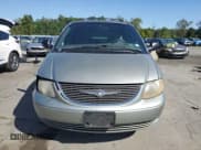 ✅ 2003 Chrysler Town & Country LX • VIN: 2C4GP44323R110029 • Lot: 72022225. Wystawiony na Copart z przebiegiem 126 011 mil. Bezpłatny archiwum sprzedaży aukcyjnych z USA i szczegółowy raport historii pojazdu na DreamBid. Zdjęcie 5.