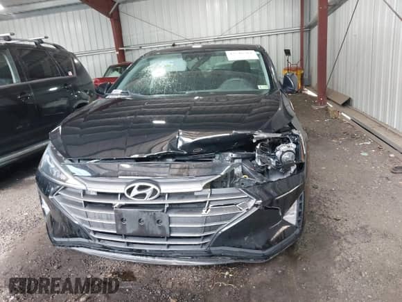 2020 Hyundai Elantra SEL z VIN 5NPD84LF8LH514235, wystawiony jako IAAI lot #42546563 z przebiegiem 120 116 mil mil oraz . Historia ofert i sprzedaży dostępna na DreamBid. Obrazek 13.