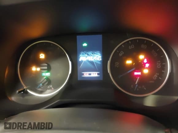 ✅ 2022 Toyota RAV4 Hybrid XLE • VIN: 4T3RWRFV0NU068864 • Lot: 43746864. Wystawiony na IAAI z przebiegiem 54 024 mil. Bezpłatny archiwum sprzedaży aukcyjnych z USA i szczegółowy raport historii pojazdu na DreamBid. Zdjęcie 7.