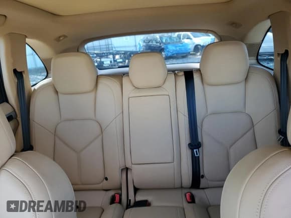 ✅ 2014 Porsche Cayenne • VIN: WP1AA2A22ELA96960 • Lot: 48517675. Listed on Copart with Not provided. Free auction sales archive from the USA and detailed vehicle history report at DreamBid. Image 10.