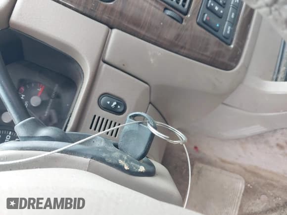 ✅ 2005 Ford Explorer Eddie Bauer • VIN: 1FMDU74K95UA83742 • Lot: 42061489. Wystawiony na IAAI z przebiegiem Nie podano. Bezpłatny archiwum sprzedaży aukcyjnych z USA i szczegółowy raport historii pojazdu na DreamBid. Zdjęcie 11.