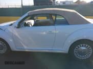 ✅ 2014 Volkswagen Beetle 1.8T • VIN: 3VW517AT3EM824046 • Lot: 43551906. Wystawiony na IAAI z przebiegiem 97 900 mil. Bezpłatny archiwum sprzedaży aukcyjnych z USA i szczegółowy raport historii pojazdu na DreamBid. Zdjęcie 14.