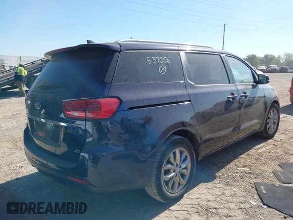 ✅ 2019 Kia Sedona EX • VIN: KNDMB5C17K6537056 • Лот: 43444481. Опубликован ранее на IAAI с пробегом 85 751 миль. Бесплатный доступ к архиву аукционных продаж из США и подробный отчёт об истории автомобиля на DreamBid. Изображение 4.