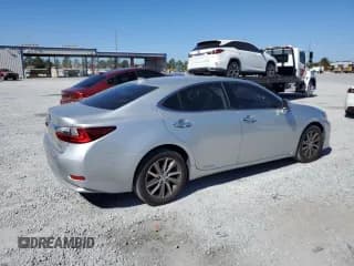 ✅ 2016 Lexus ES 300h • VIN: JTHBW1GG2G2113218 • Lot: 90123495. Listed on Copart with 9,473 mi. Free auction sales archive from the USA and detailed vehicle history report at DreamBid. Image 3.